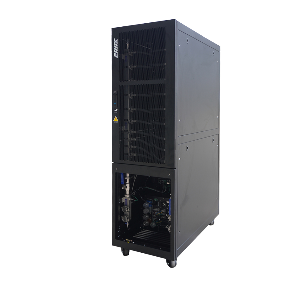 banco de carga refrigerado por líquido 200kW plateado en frío en estante para la prueba de CDU